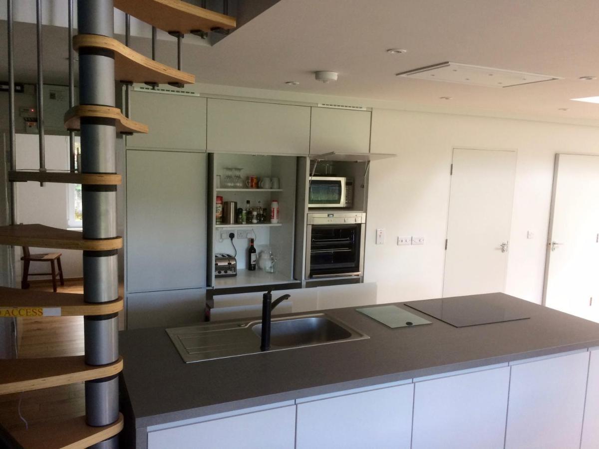 Spacious Contemporary Chalet Type Apartment. Galway Ngoại thất bức ảnh