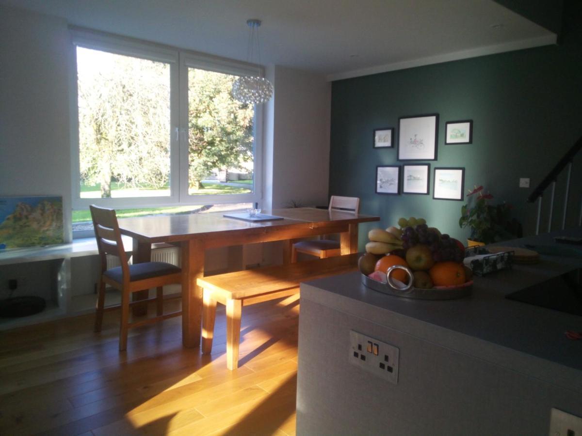 Spacious Contemporary Chalet Type Apartment. Galway Ngoại thất bức ảnh