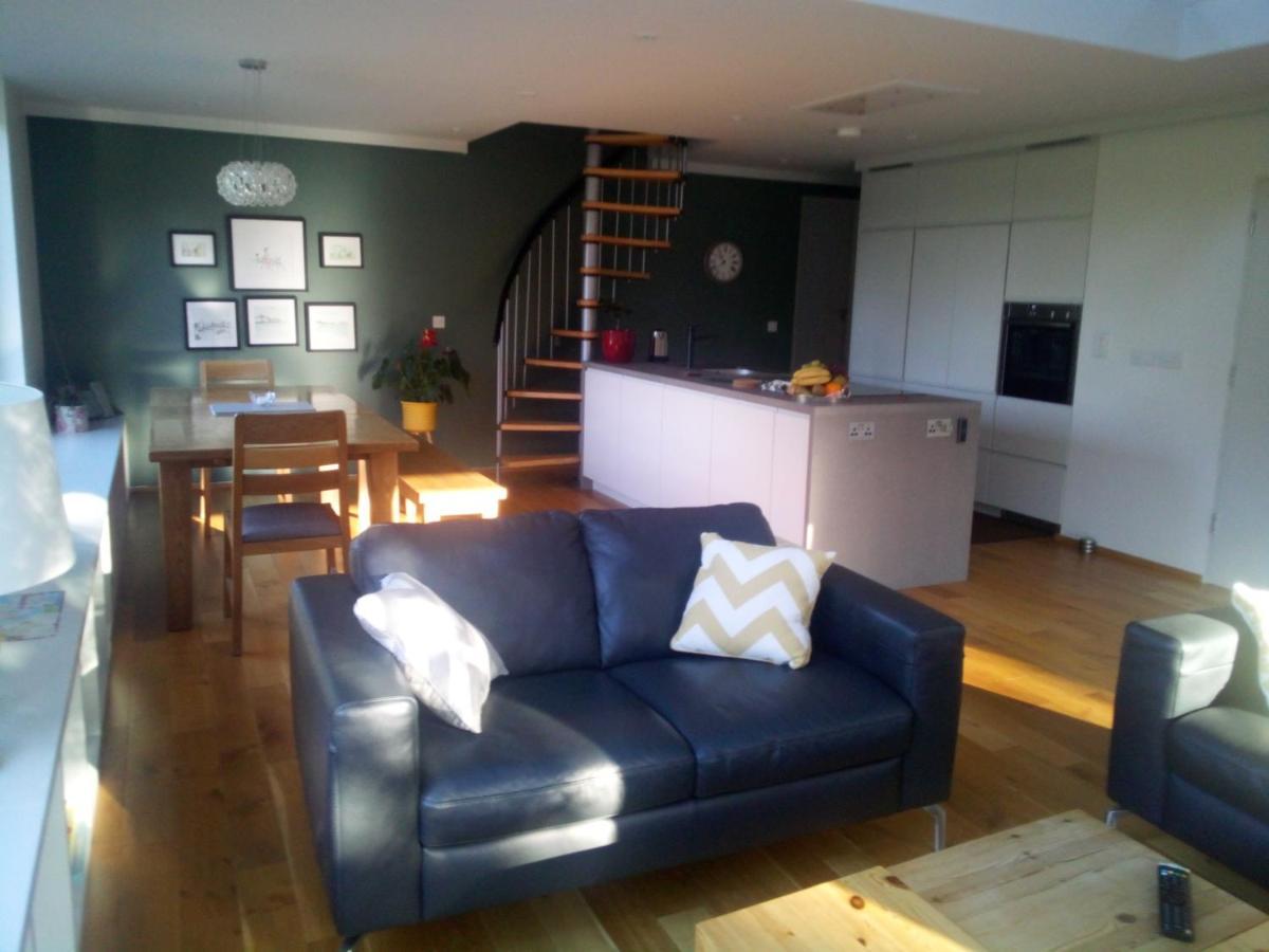 Spacious Contemporary Chalet Type Apartment. Galway Ngoại thất bức ảnh